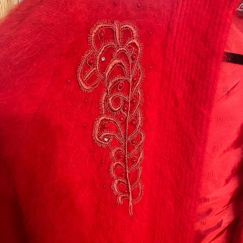 Vintage red angora cardigan. Lee Sands brand. Fully lined. Fits like a l… - Picture 2 of 14
